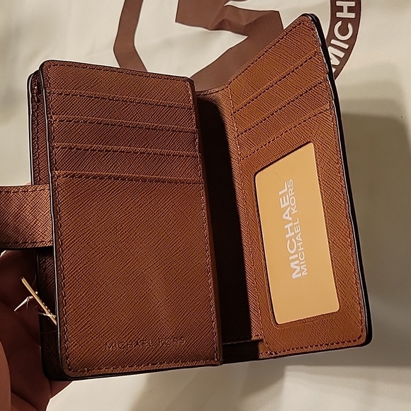 wallet - Picture 2 of 2